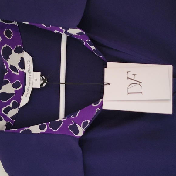 Dian Von Furstenberg Silk Blouse Blue with Purple accent Size 10 - Picture 3 of 5